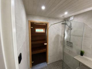 Private Lake House with Sauna - 2