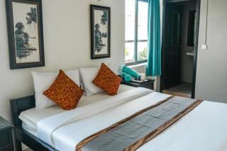 White Rabbit Hostel - 8