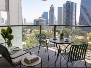 Sarona Summit - Luxury & Spacious 3BD with parking & Balcony - 7