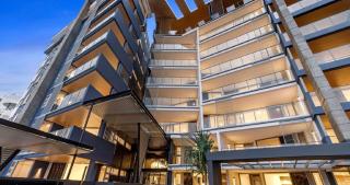 Beach Life - Luxe beachfront Apt - 6
