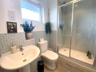 Very Near Train Station 2BR and 2 Bathroom Near Central Cambridge - 3