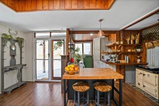 Bellbird Rise Off-Grid Cottage - Conondale - 4