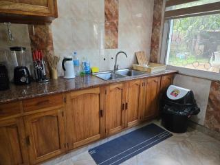 Hyper homes - 9