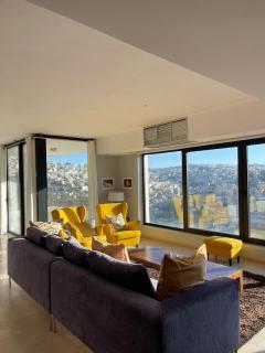 Home on Rainbow Street - 7