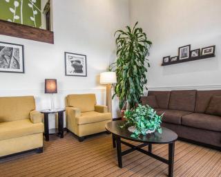 Sleep Inn & Suites Niantic North - 3