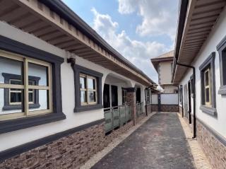 Private Guest Suite in Benin City - 7