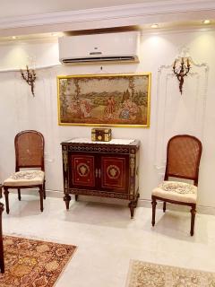 Family 3-Bedroom Apartment in Mohandessin - 6