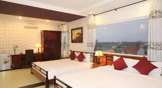 Omega Da Nang Beach Hotel - 9