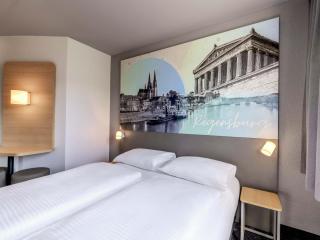 B&B HOTEL Regensburg-Ost - 1