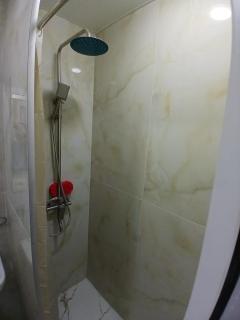 Vard & Garden Hotel - 8
