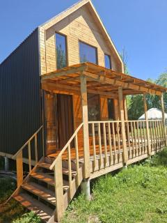 Usonbak Yurt Camp & Barnhouse - 3
