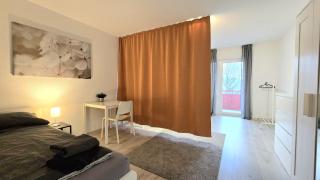 TOP Monteurwohnung mit Balkon, 5 Zimmer, voll ausgestattet, Wäsche inklusive, kostenfreier Parkplatz und WLAN - IL01 - 9