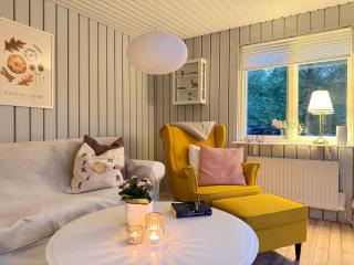 Wonderful cottage close to lakes - 9