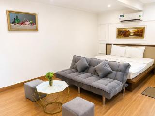 StayHub Cozy Room with Sofa Bed Near Turtle Lake - 6