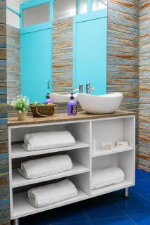 The hill chapter 2bhk cozy mountain retreat private rooftop - 6