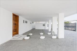 Whitestone by Luxe Manor- 2Bedroom Serviced Apartment - 2