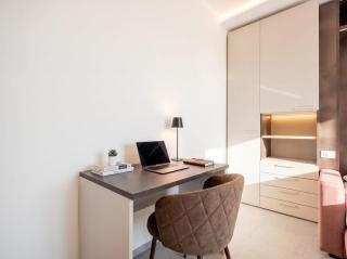 The Essential Suite V - 5