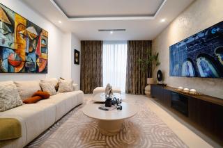 Modern 1BR Apartment with Gym & Pool located in Labone - 0