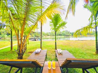 Splendid Lake View Safari Lodge - 9