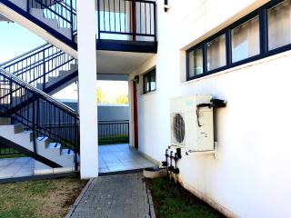 Northview APARTMENTS SELF CATERING 1 BEDROOM APARTMENT - 4