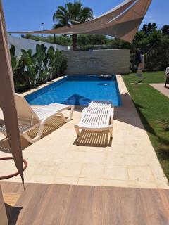 Piscine entièrement pour vous et plage a 3 mn à pied - 6