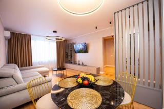Sakura - One Bedroom Apartment - next to Victoria Avenue and Cismigiu Park - 7