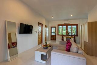 Woodland House - 9