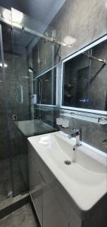 Saroy Hotel - 4