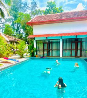 Marinas Village - 0