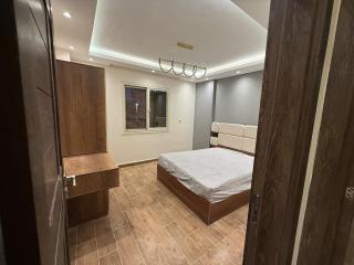 Fully brand new furniture apartment at new Cairo - 3