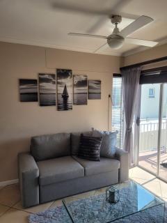 The Black Sail l Boutique Coastal Escape - 1