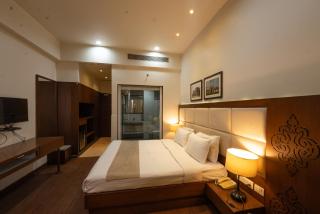 Manish Aura Grand - 1