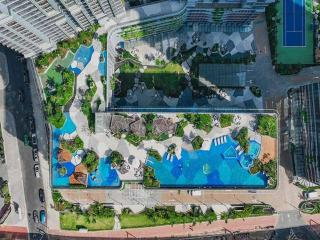 Q2 Lumiere Riverside Luxury Vacation - 1