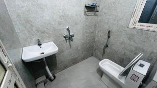 Shri Mahaveer Guest House - 8