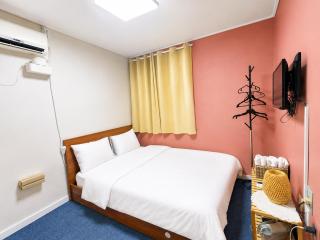 SPACE Guesthouse - 9