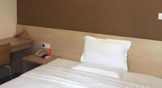 7 Days Inn Chongqing Shapingba Pedestrian Street High-speed Railway Station - 4