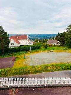 Spacious villa with terrace & car charger Bergen - 9