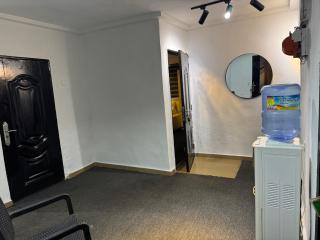 Cozy 1 Bedroom short let, GRA - 5