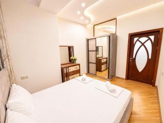 Bright & Spacious 2-Bedroom Apartment on Arami Street in the Heart of the City - 3