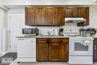 Desert Oasis Suite - KING Bed - Fireplace - WiFi - 3