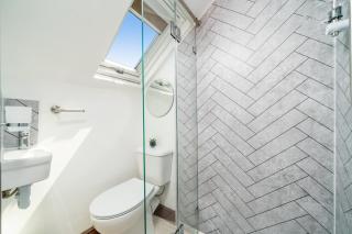 5 Bedroom En-suites in Sneinton, Nottingham - 8
