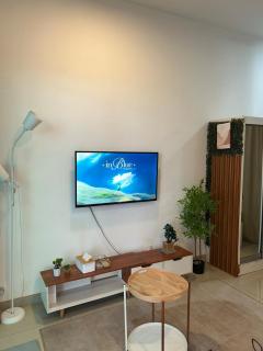 Cozy 1BR with City View WiFi PS4 Parking - 3