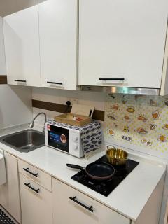 Cozy 1BR with City View WiFi PS4 Parking - 1