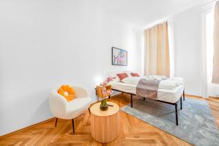 Modern studio, 14 minutes to the center, 2 people - 6