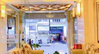 Tan Hoang Long Hotel - 1