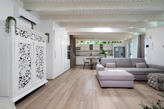 Maison Menhir, with private pool - 4
