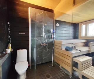 Forest lakehouse A with jacuzzi - 9