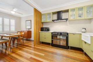Ondine, 4 Belmore Street - 4