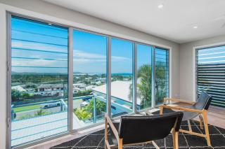 Pacific House - 9