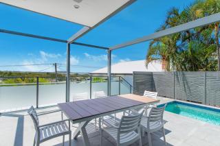 Pacific House - 8